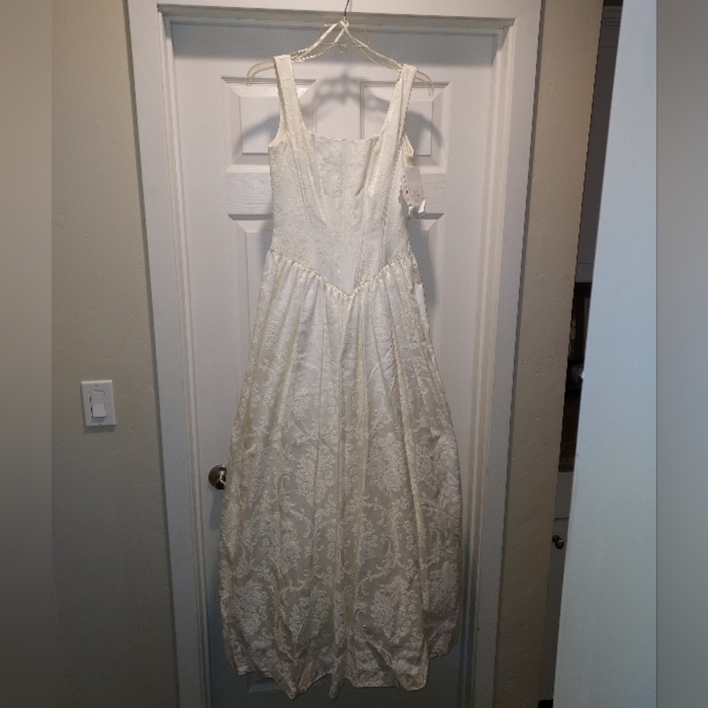 Wedding Dress NWT Corset Renaissance style Cream / Off White Jessica McClintock